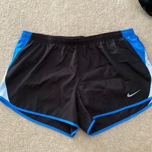 Nike running shorts -XL